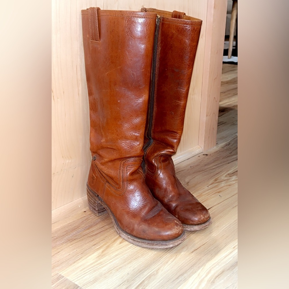 Vintage knee high heeled Frye boots